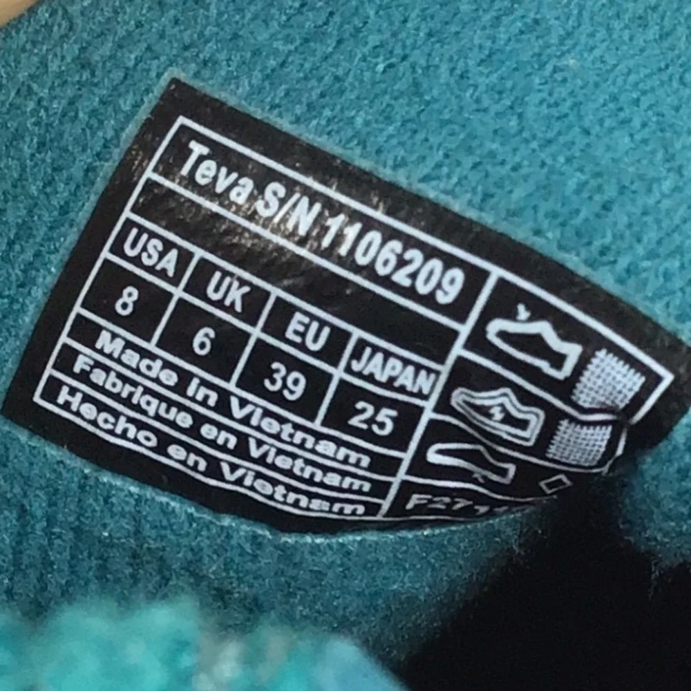 Teva Ember Mid Teal Burgundy Quilted Camp Bootie Slipper Sneakers 1106209 Mens 8